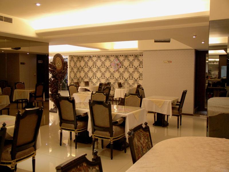 Crystal Hotel Taipei image
