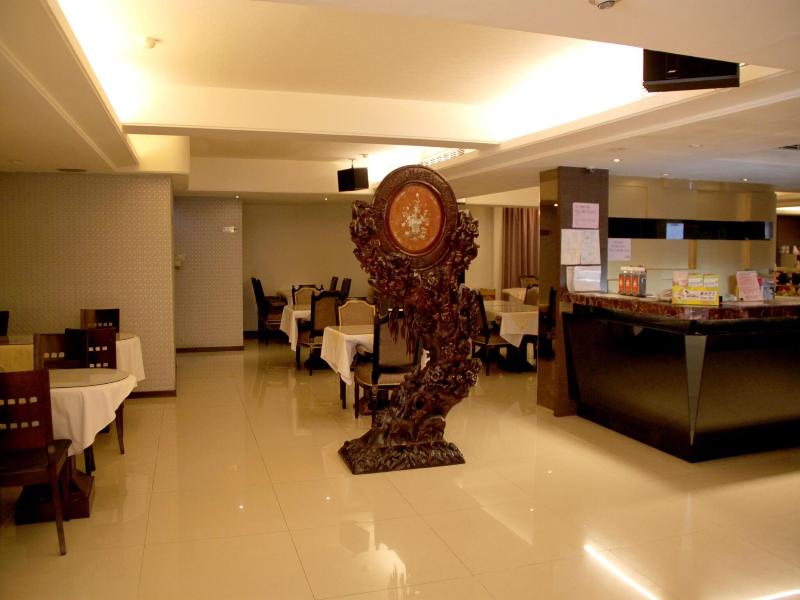 Crystal Hotel Taipei image