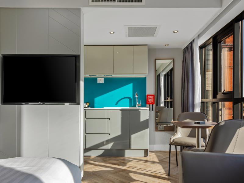 Roomzzz Newcastle City image