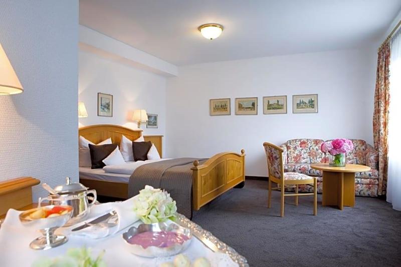 Hotel Traube image