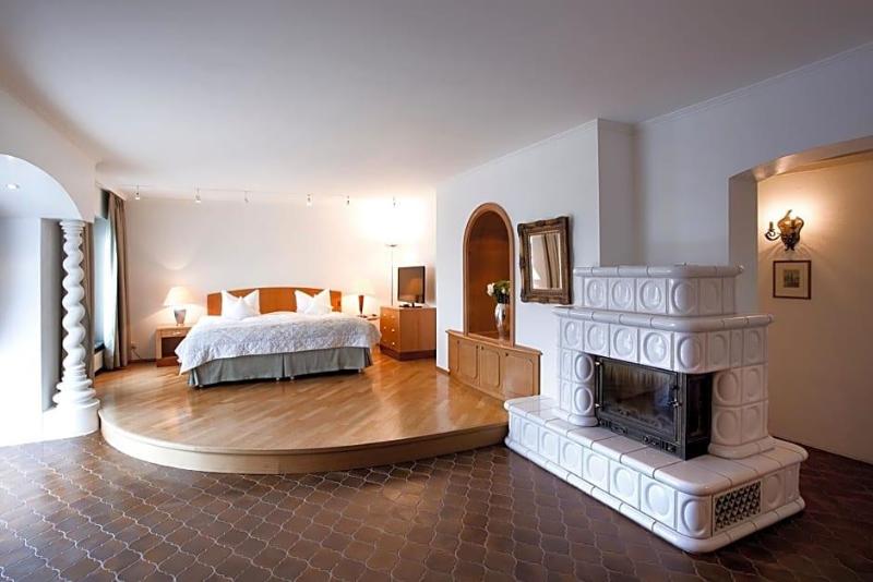 Hotel Traube image
