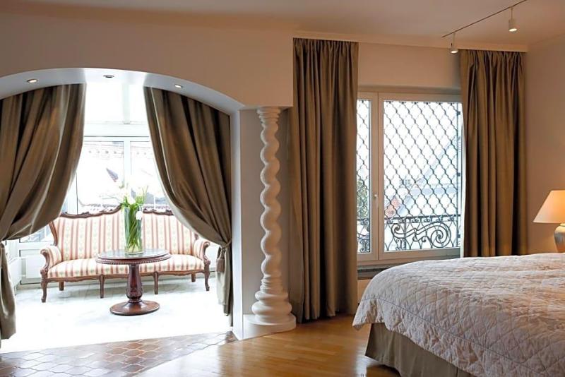 Hotel Traube image