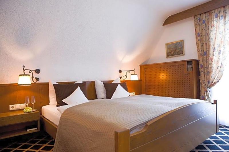Hotel Traube image