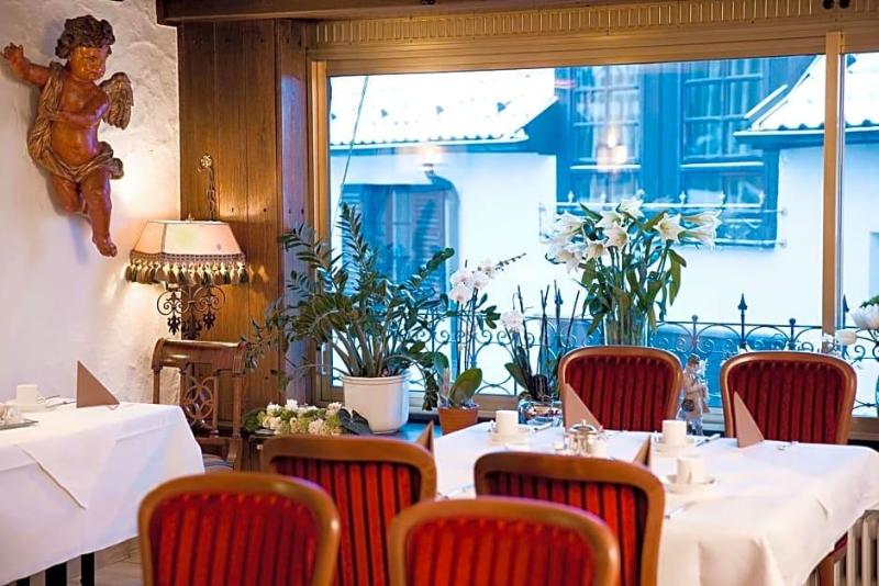 Hotel Traube image