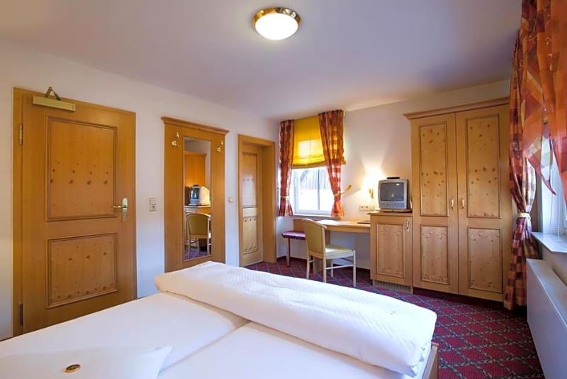 Hotel Traube image