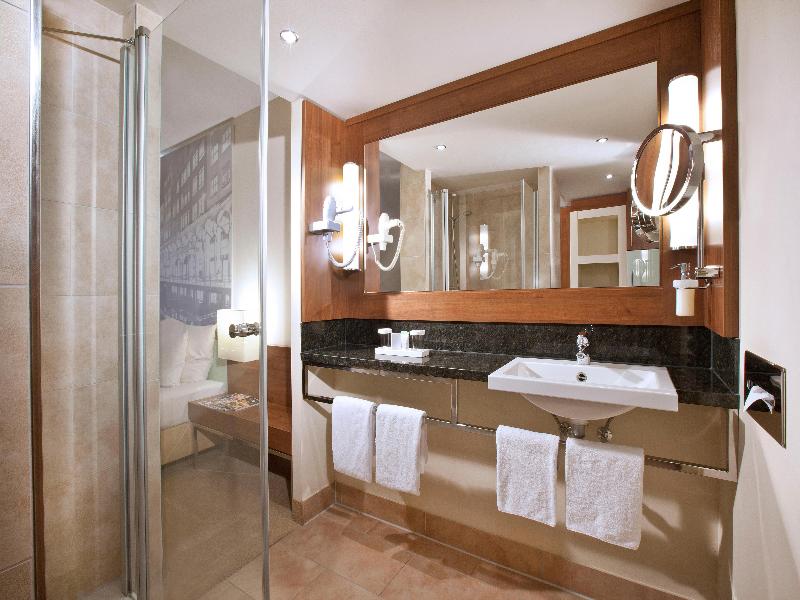 Lindner Hotel Hamburg Am Michel image