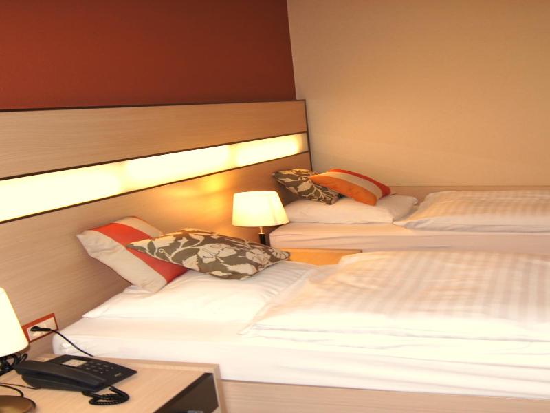 Hotel Lacotel image