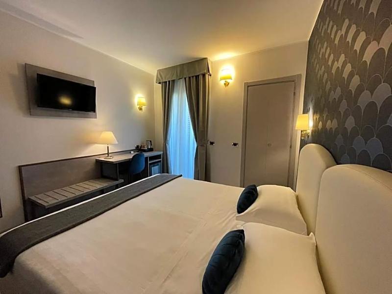 Hotel Florence image