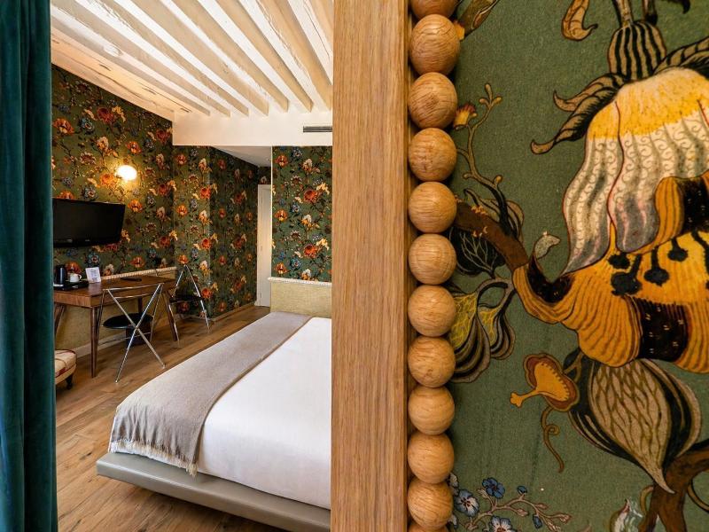 Hotel Notre Dame Maitre Albert image