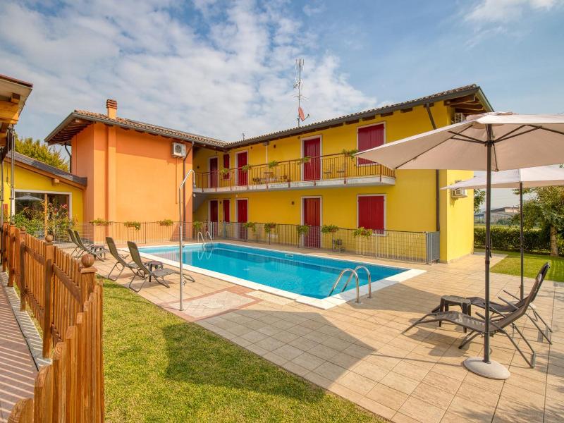 Villa Camporosso image