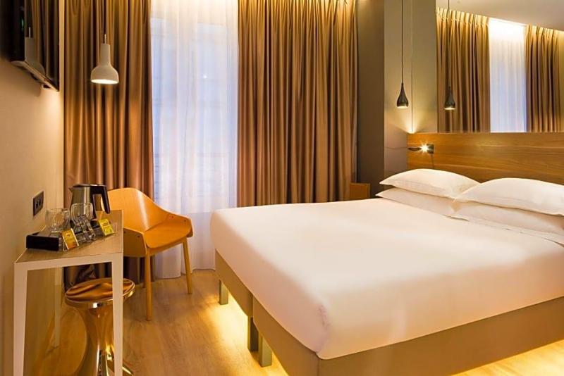 Hotel Cler image