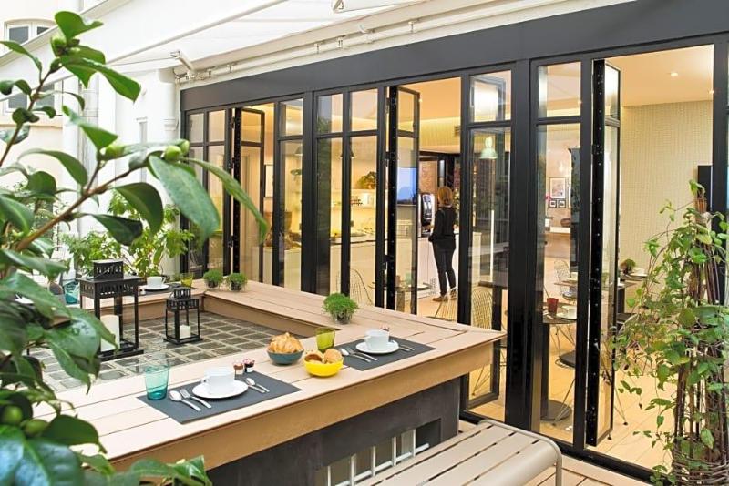 Hotel Cler image