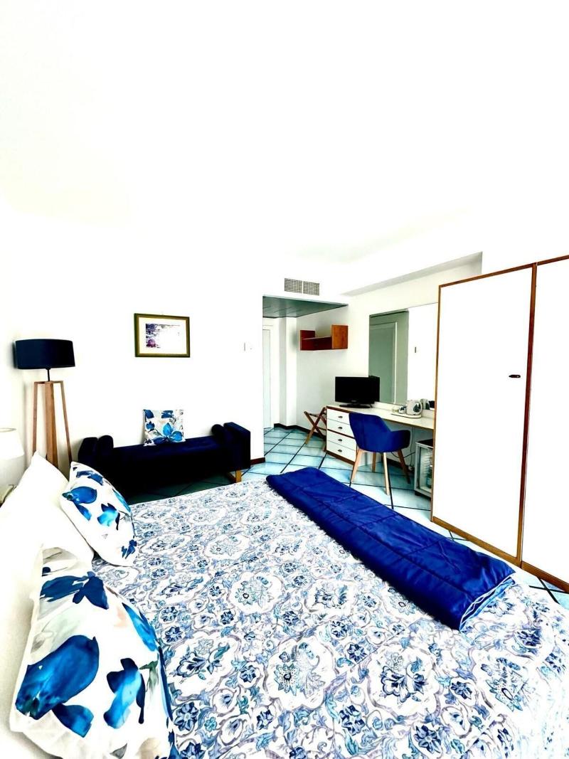Hotel Le Fioriere image