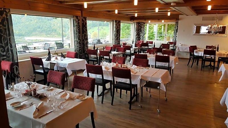 Hotel Roggerli image