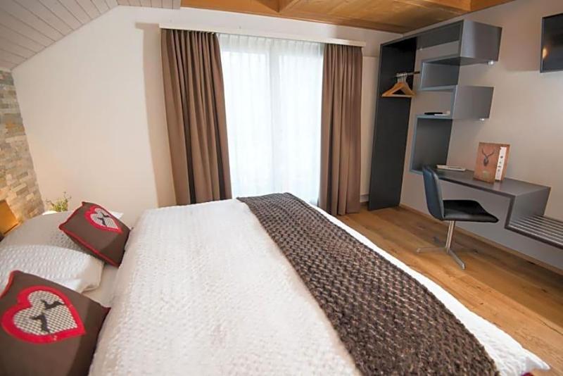 Hotel Roggerli image