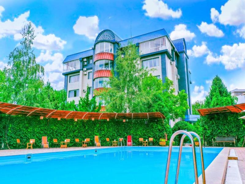 Golden Dragon Hotel image