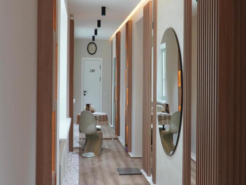 Golden Dragon Hotel image