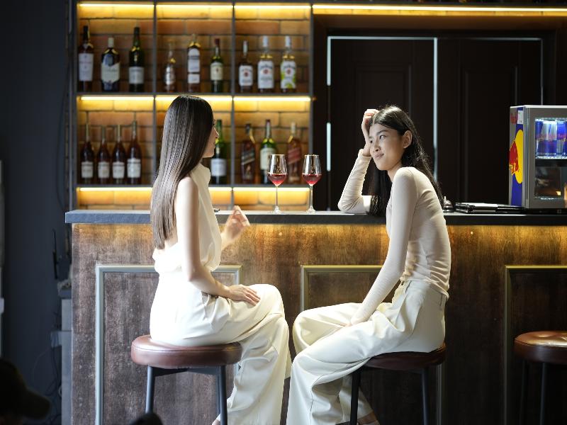 Golden Dragon Hotel image