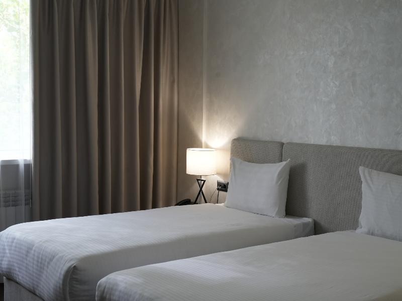 Golden Dragon Hotel image