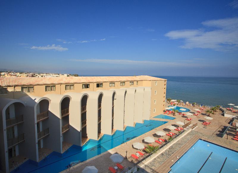 Agelia Beach Hotel 4 *