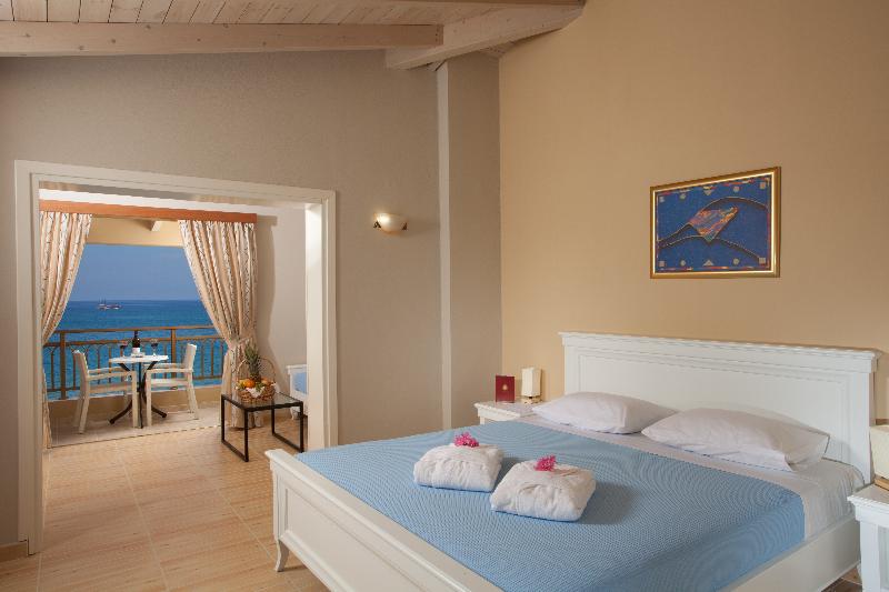 Agelia Beach Hotel 4 *