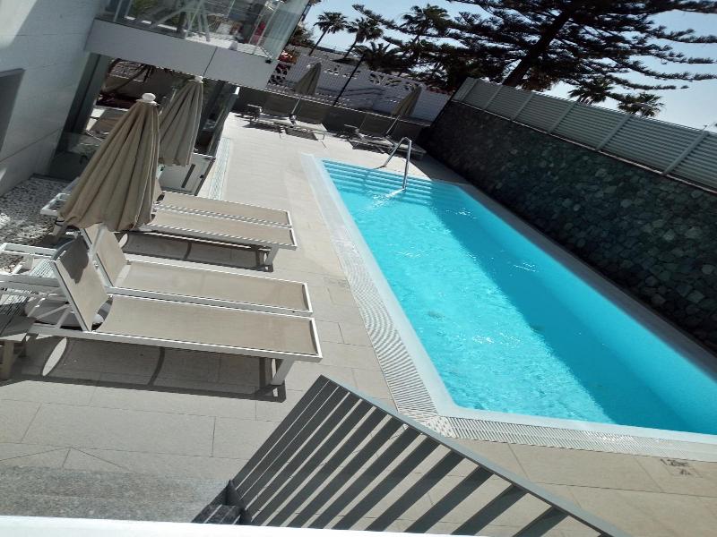 El Yate image
