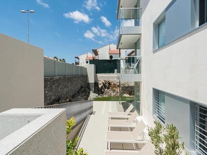 El Yate image