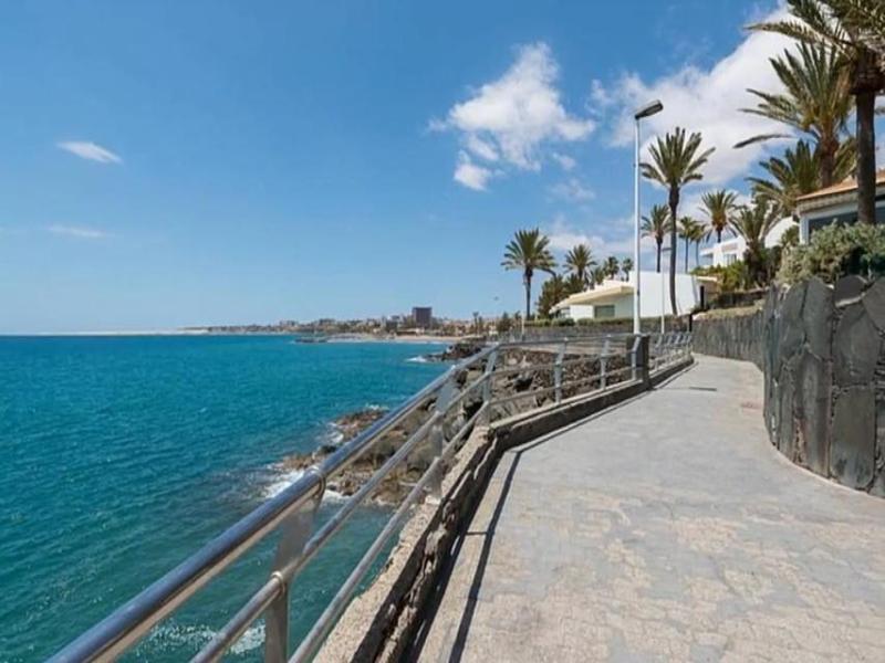 El Yate — general view