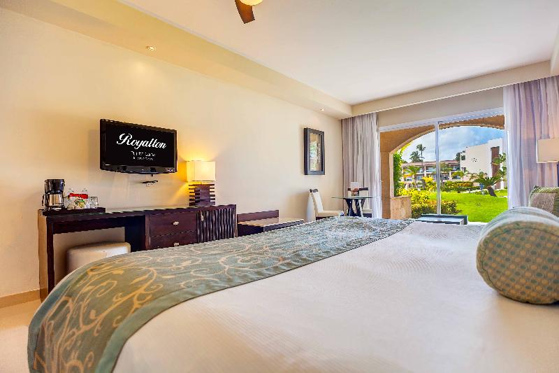 Royalton Punta Cana Autograph All-Inclusive Resort photo 9