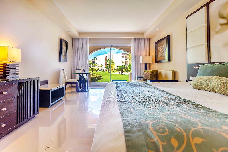 Royalton Punta Cana Autograph All-Inclusive Resort photo 11