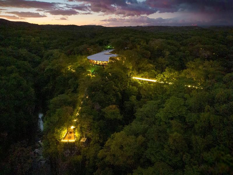 Rio Perdido image
