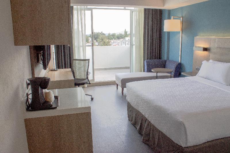 Holiday Inn Express Guadalajara Expo photo 18