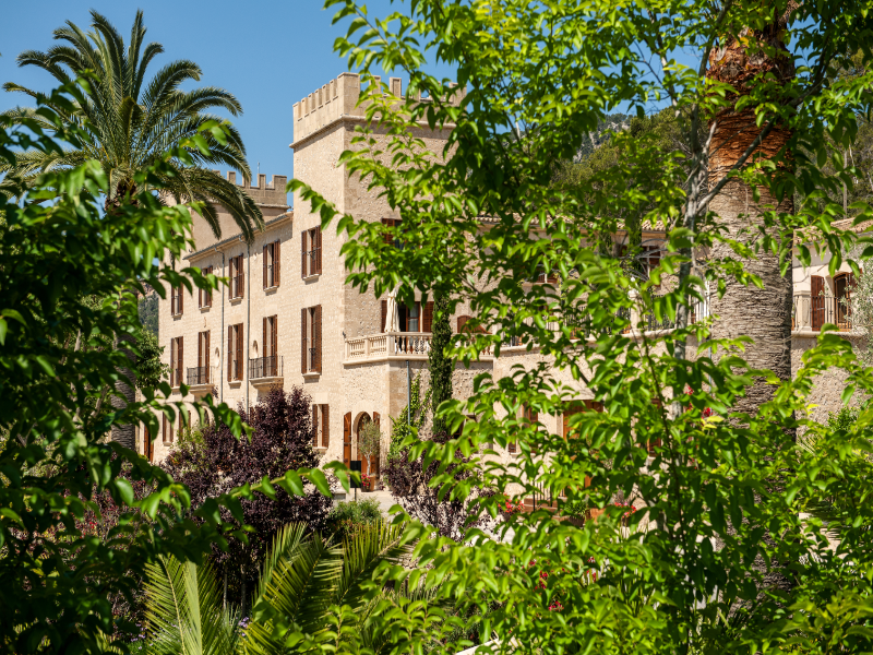 Castell Son Claret — general view