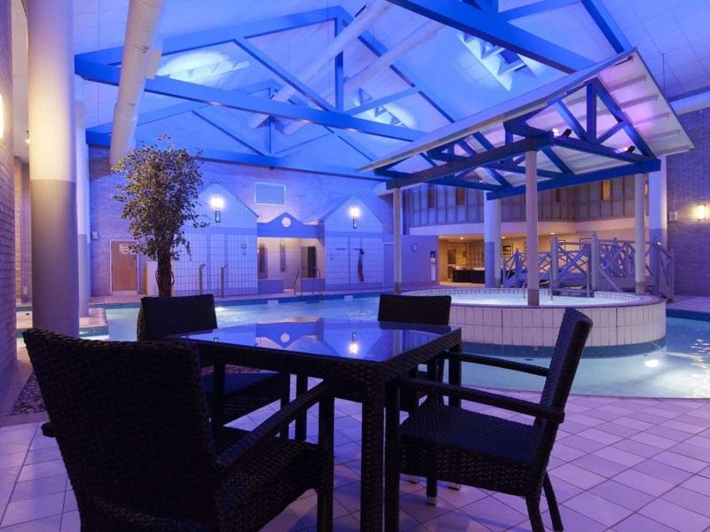 Gloucester Robinswood Hotel image