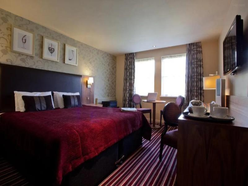 Gloucester Robinswood Hotel By Sunday image