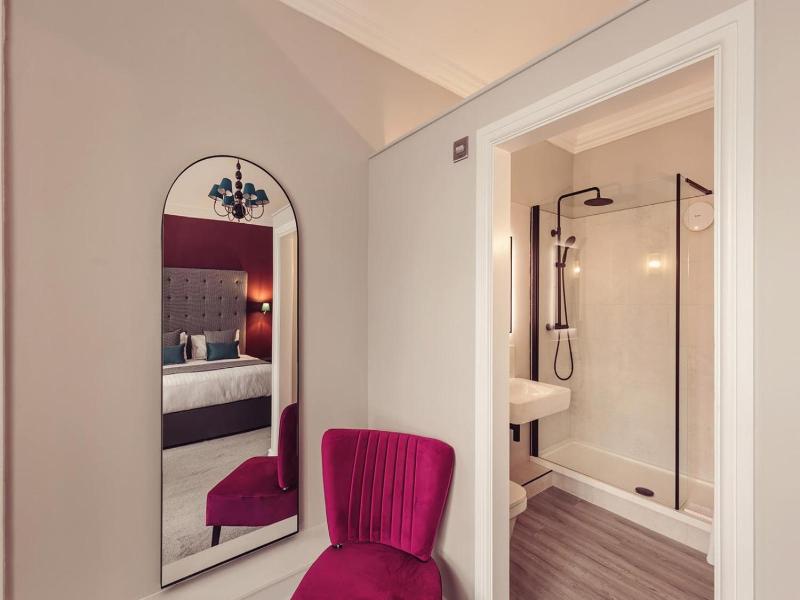 Dale Lodge image