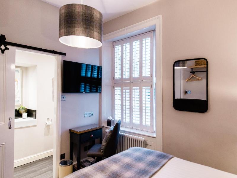 Dale Lodge image