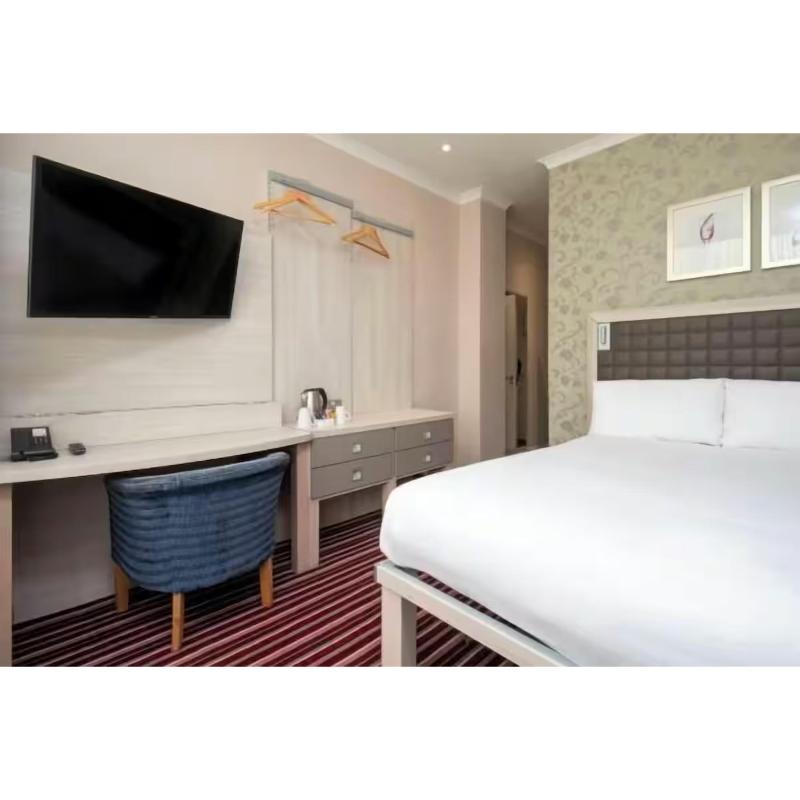 London Croydon Aerodrome Hotel by Sunday image