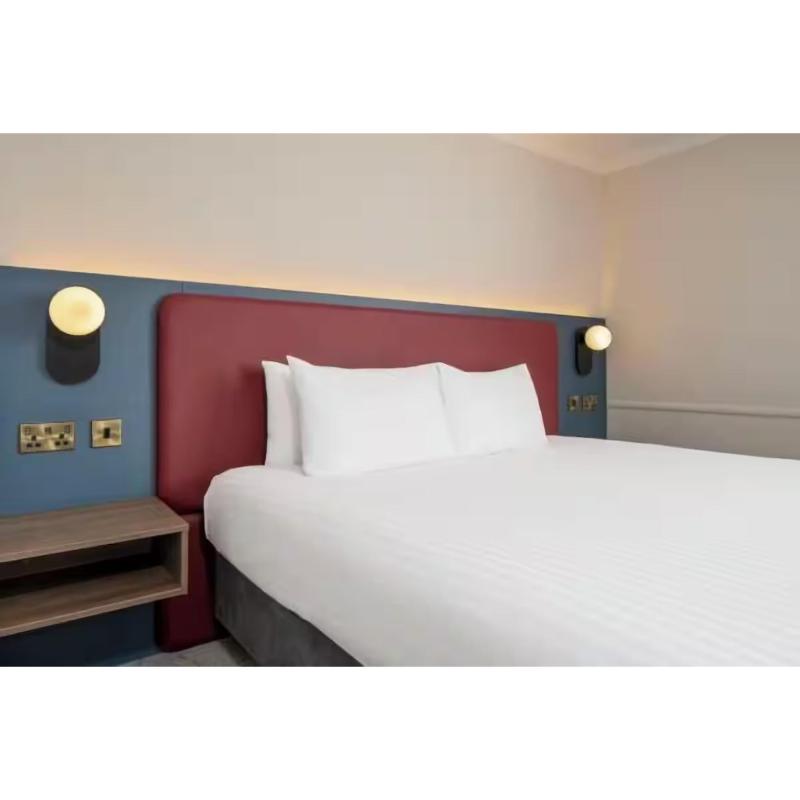 London Croydon Aerodrome Hotel by Sunday image