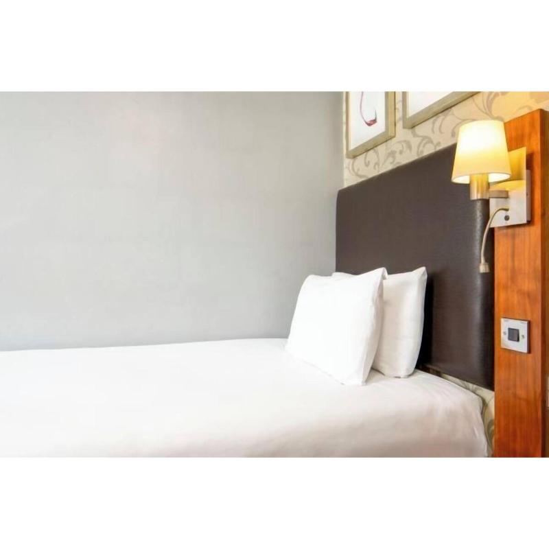 London Croydon Aerodrome Hotel by Sunday image