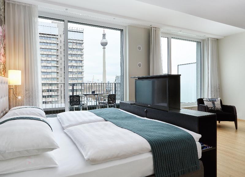Premier Inn Berlin Alexanderplatz photo 18