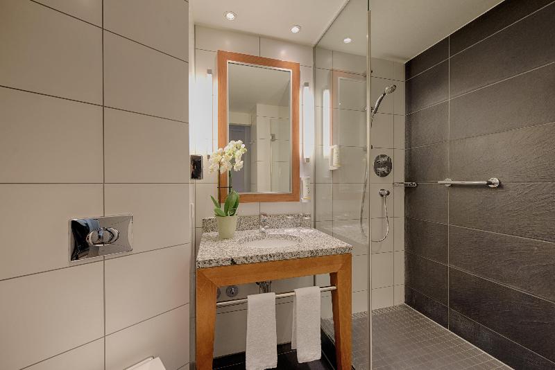 Premier Inn Berlin Alexanderplatz photo 23