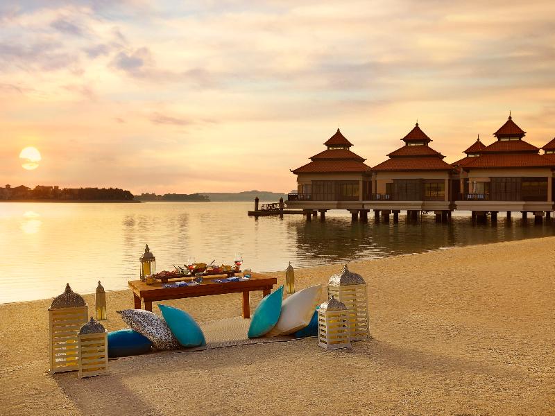 Anantara The Palm Dubai Resort image