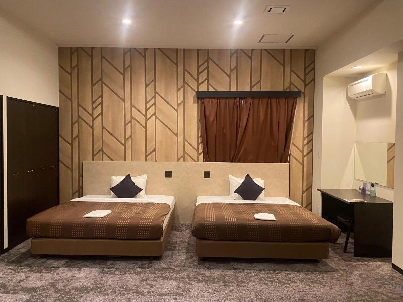 Hotel Livemax Esaka image