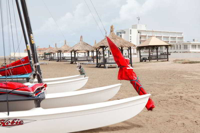 Sea Breeze Residences & Hotel