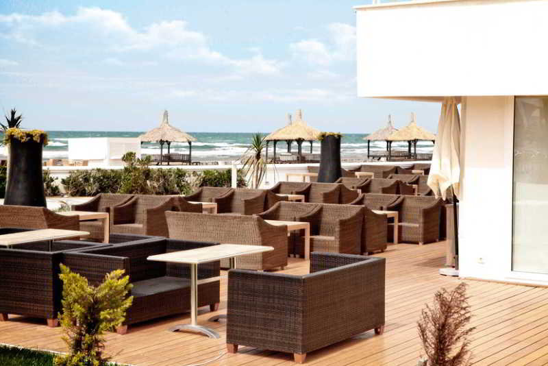 Sea Breeze Residences & Hotel