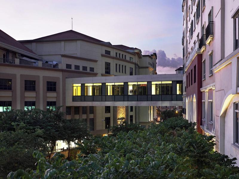 Manila Marriott Hotel image