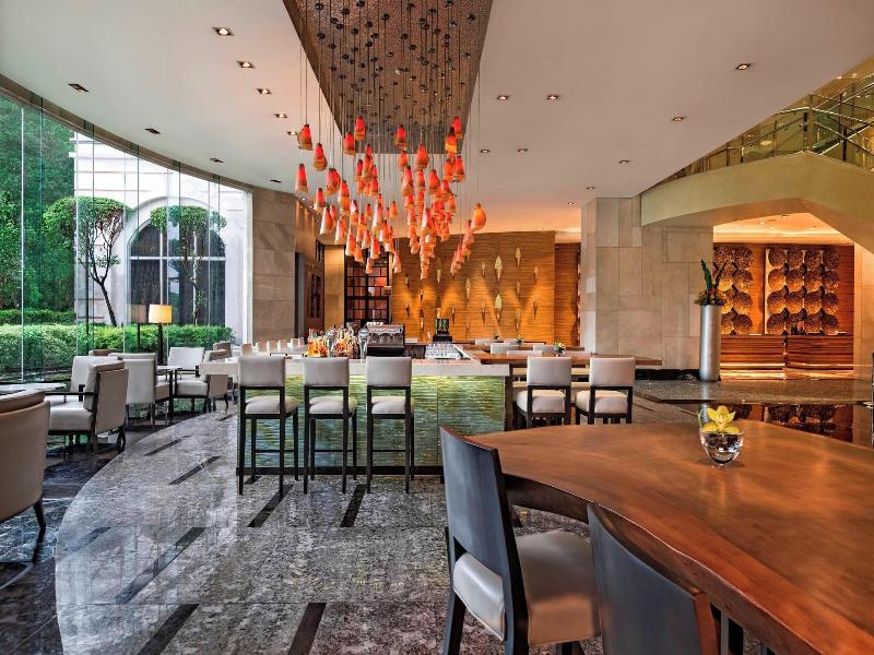 Manila Marriott Hotel image