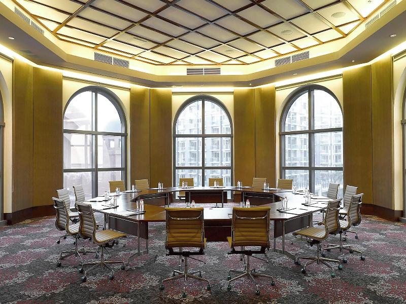Manila Marriott Hotel image