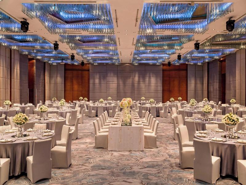 Manila Marriott Hotel image